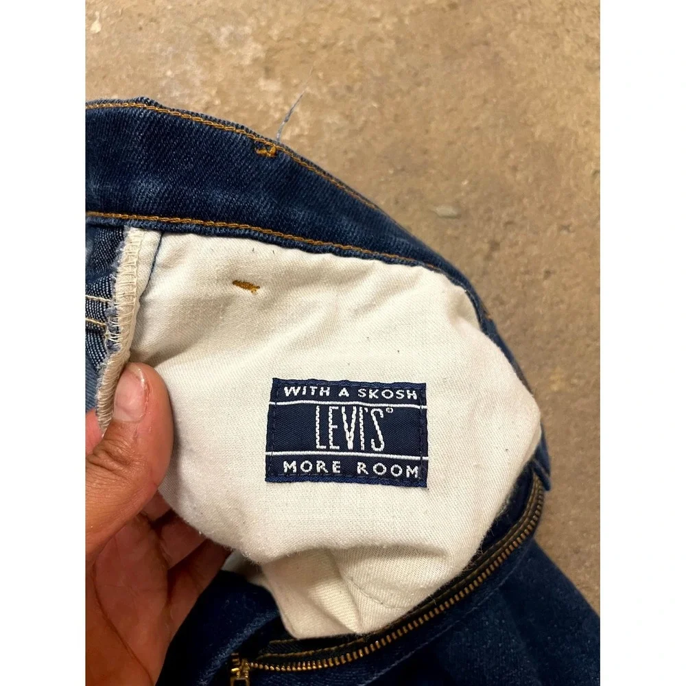 Vintage‎ Levi's Skosh More Room Jeans Mens 32 Blue Denim Dark Wash Straight Leg